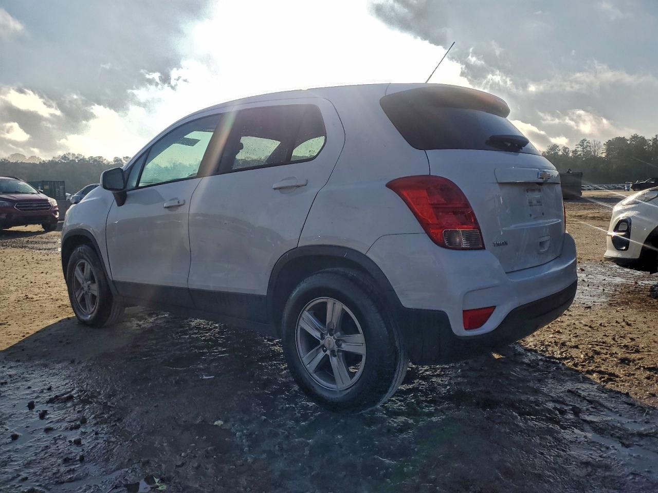 Lot #3315654773 2020 CHEVROLET TRAX LS