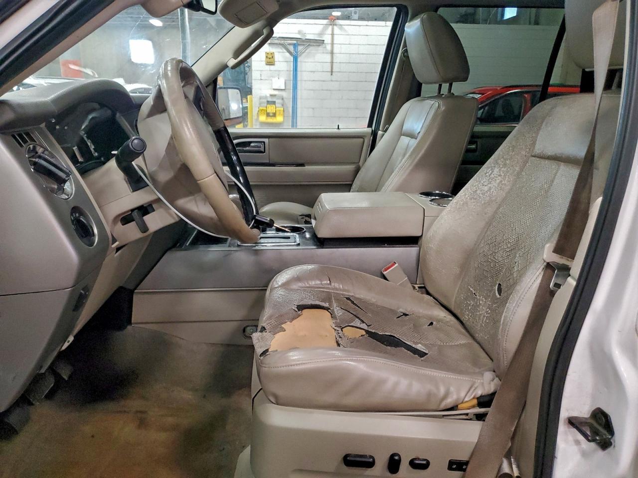 FORD EXPEDITION LIMITED