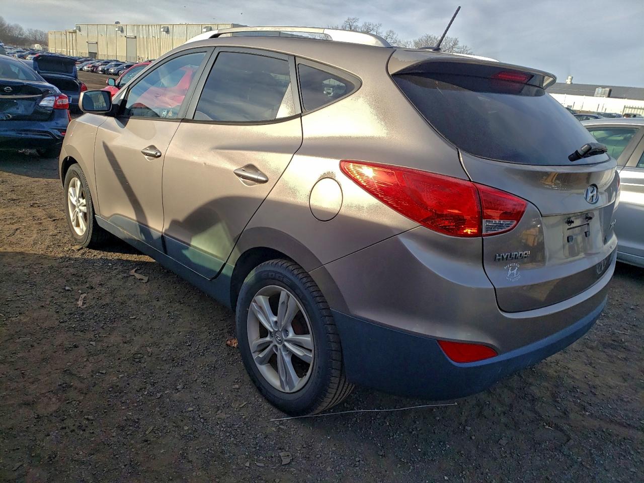 Lot #3311461348 2011 HYUNDAI TUCSON GLS