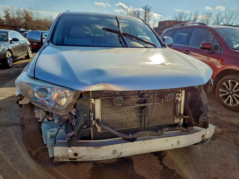 2013 TOYOTA HIGHLANDER #3305301334