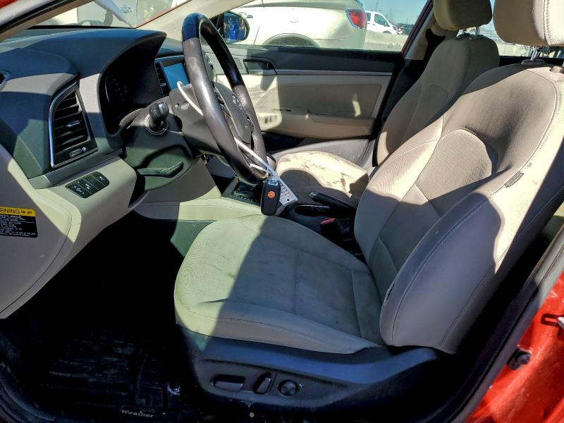 2017 HYUNDAI ELANTRA SE #3309383979