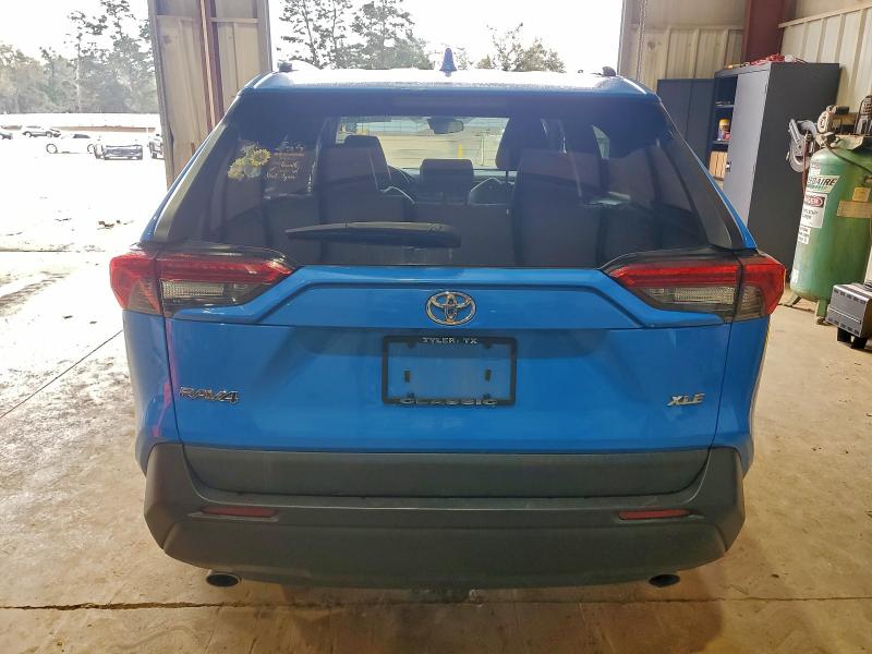 2020 TOYOTA RAV4 XLE P #3316037294