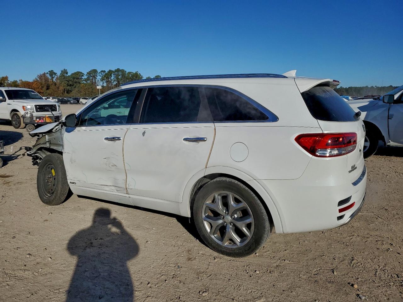 Lot #3318022382 2016 KIA SORENTO SX