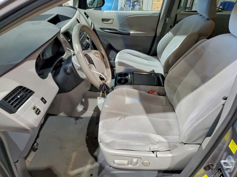 2011 TOYOTA SIENNA LE #3312259782