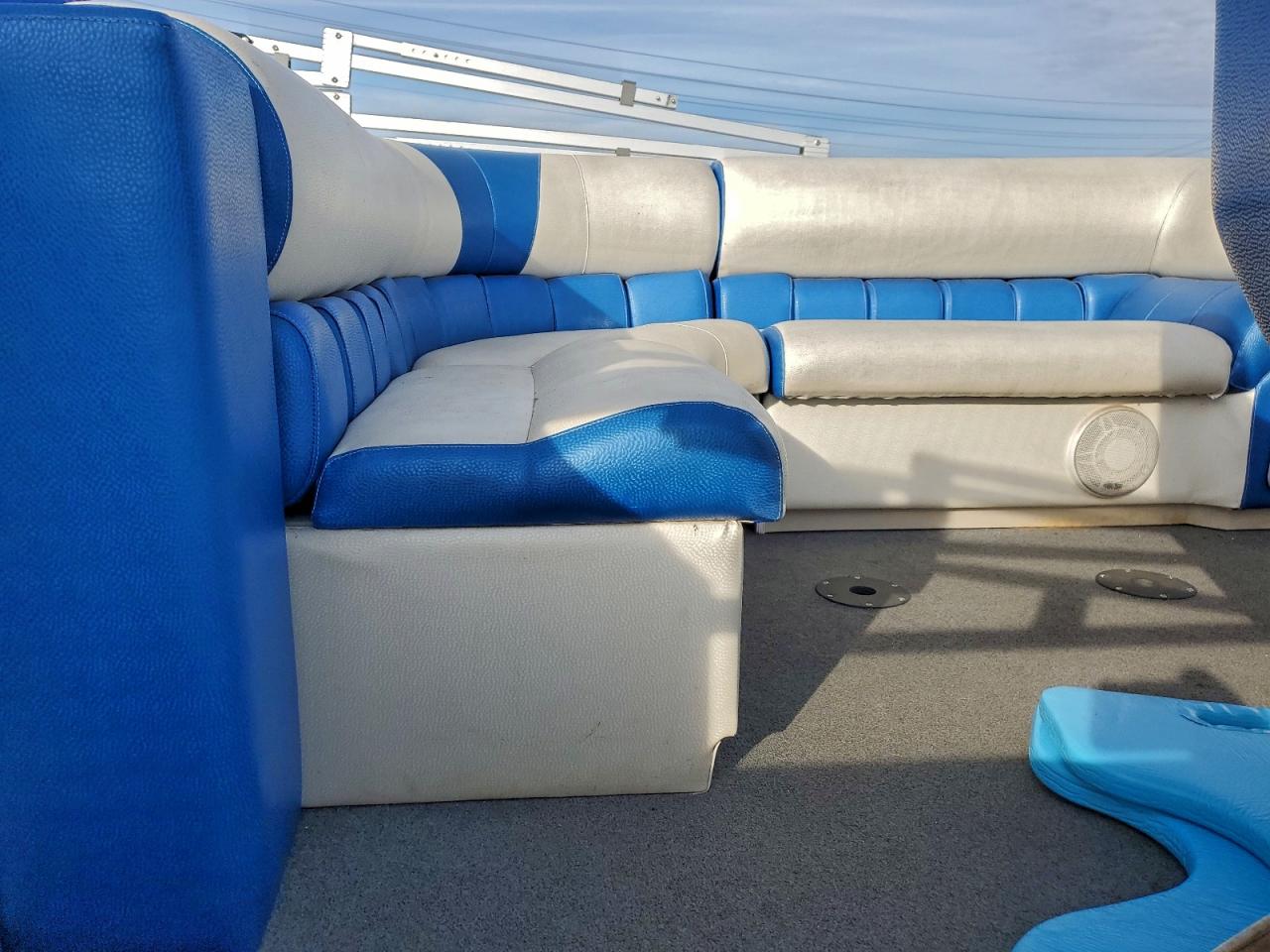 Lot #3302825901 2000 MANITOU MSI- 30T