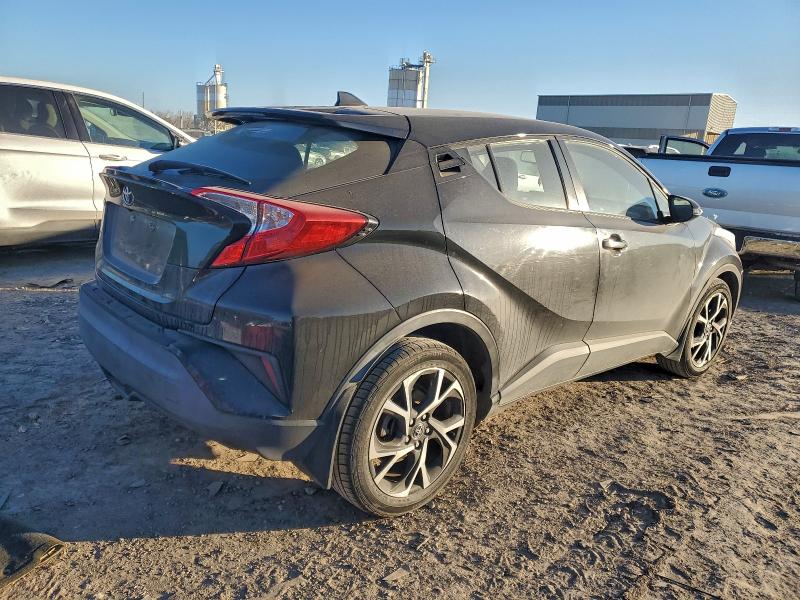 2018 TOYOTA C-HR XLE #3315857157