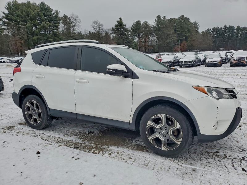 2015 TOYOTA RAV4 XLE #3305303368