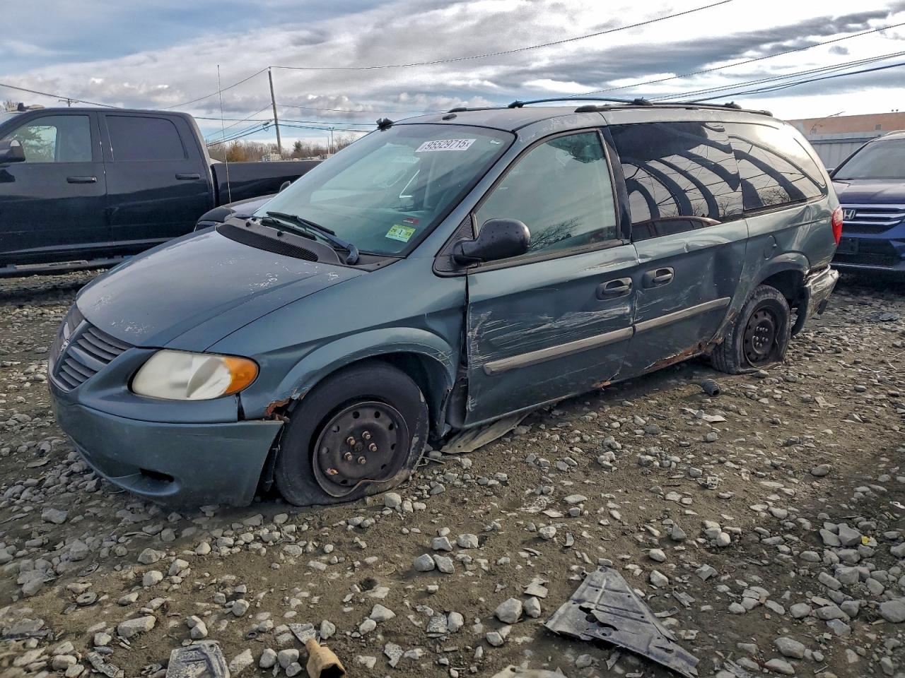 Lot #3318950917 2006 DODGE GRAND CARA