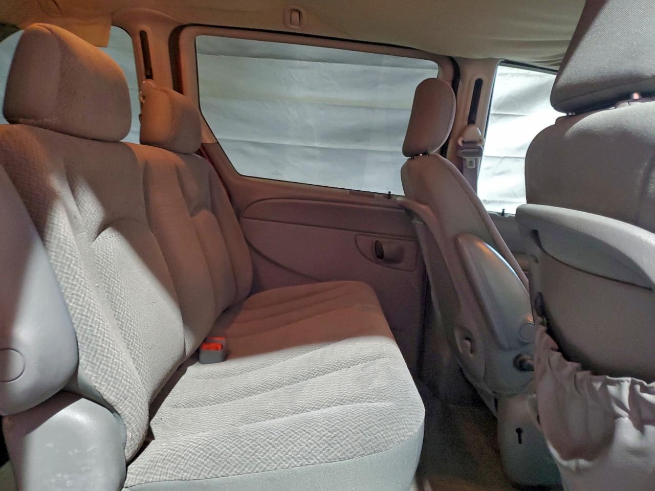 Lot #3302732009 2007 CHRYSLER TOWN & COU