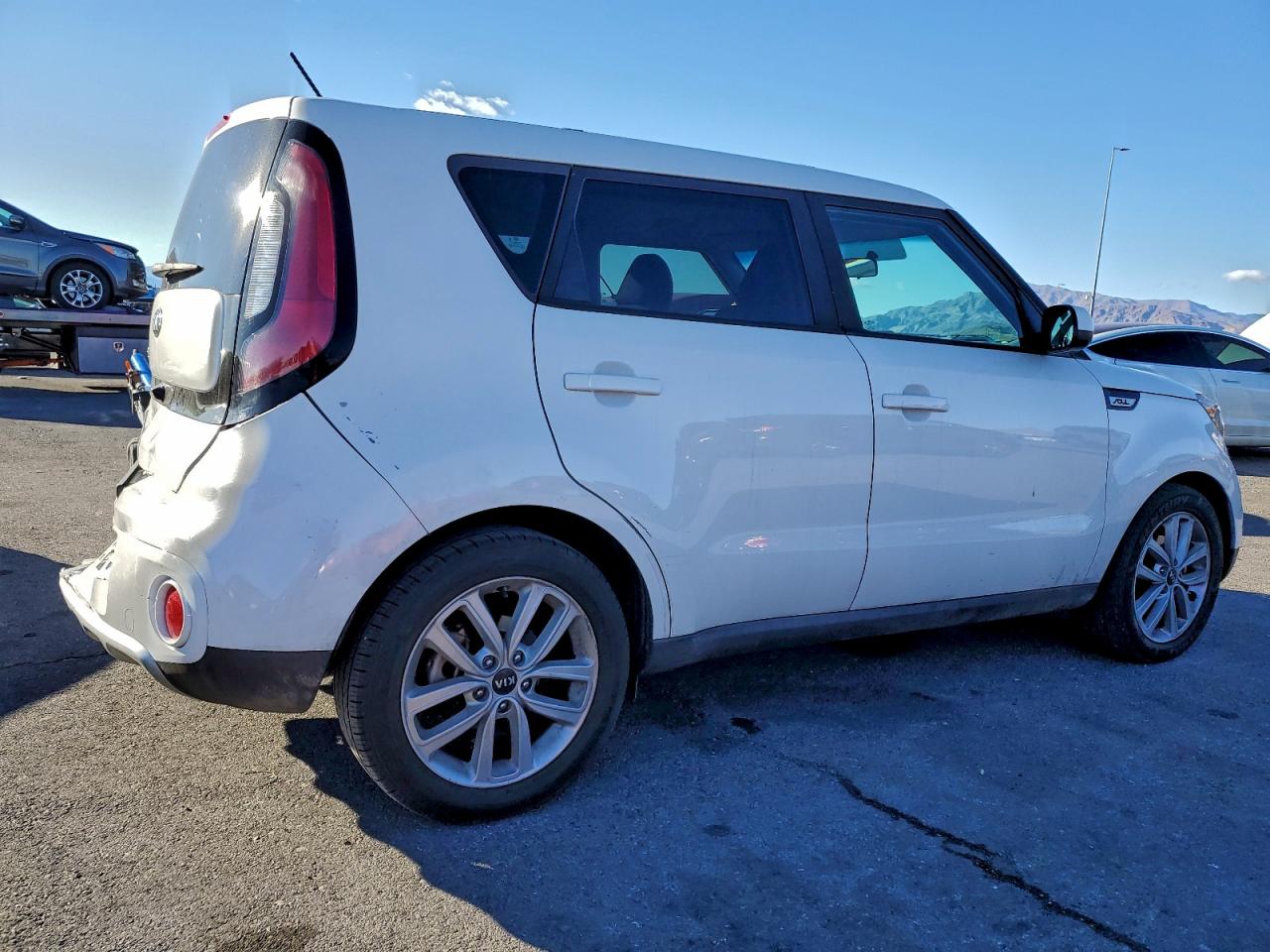 KIA SOUL +
