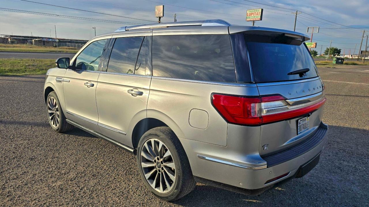 LINCOLN NAVIGATOR RESERVE