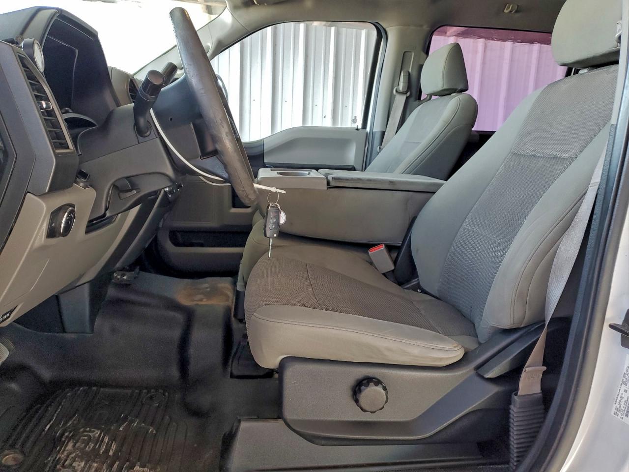 FORD F-250 SUPER DUTY