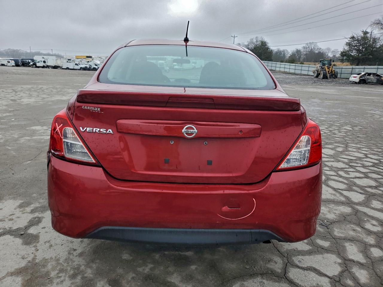 NISSAN VERSA S