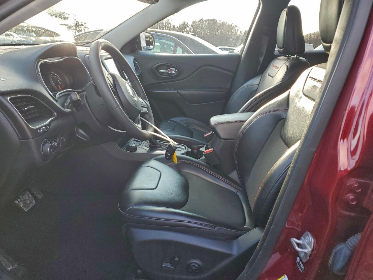 JEEP CHEROKEE TRAILHAWK