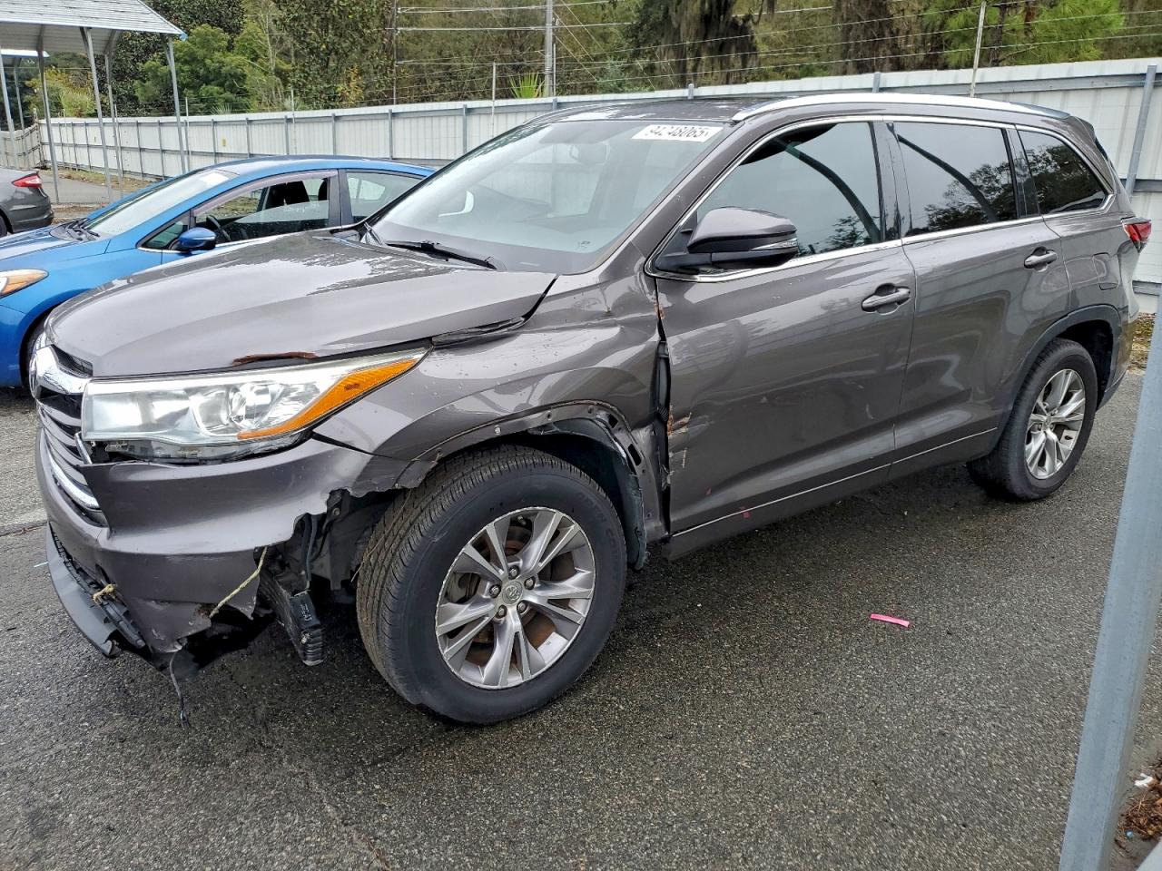 Lot #3304567471 2015 TOYOTA HIGHLANDER