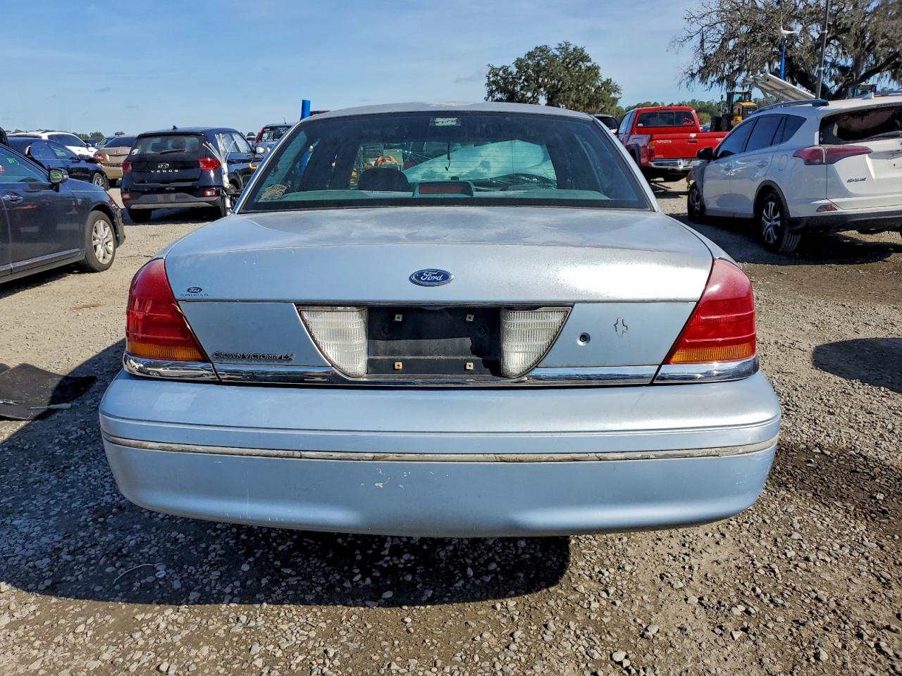 Lot #3315892096 1999 FORD CROWN VIC