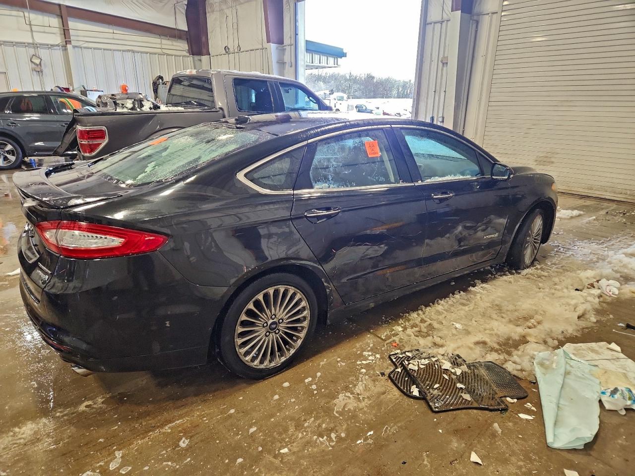 FORD FUSION TITANIUM HEV