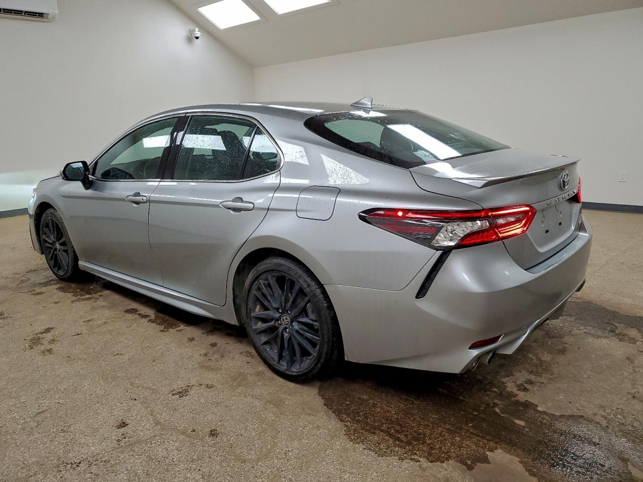 TOYOTA CAMRY XSE