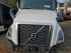 Lot #3310650732 2023 VOLVO VN VNL