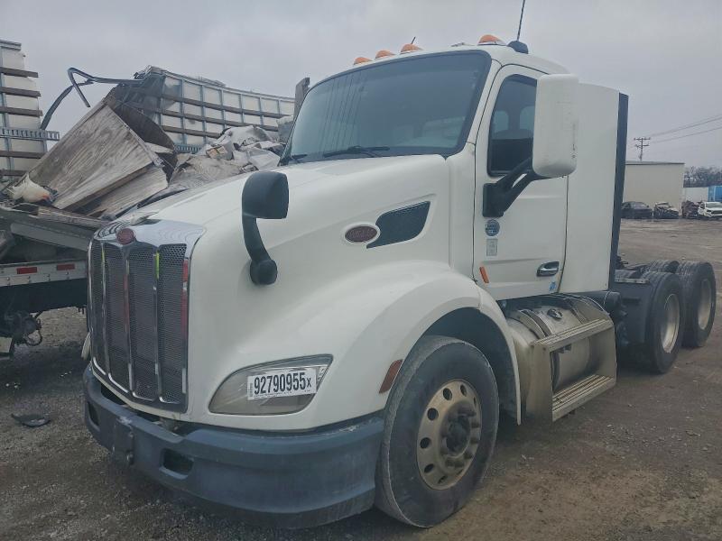 2018 PETERBILT TRACTOR 579 #3303912761