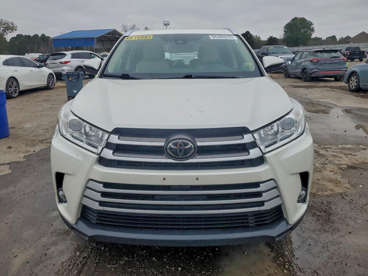 TOYOTA HIGHLANDER SE