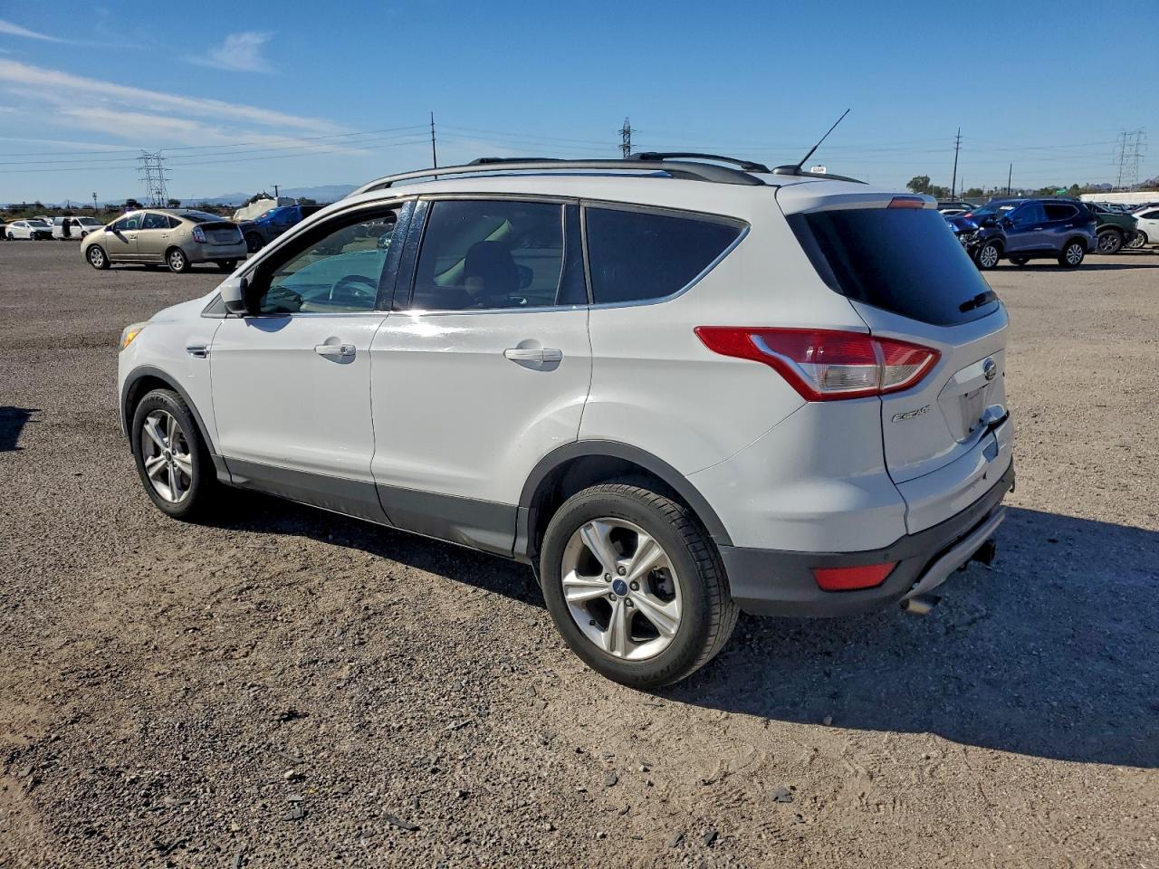 FORD ESCAPE SE