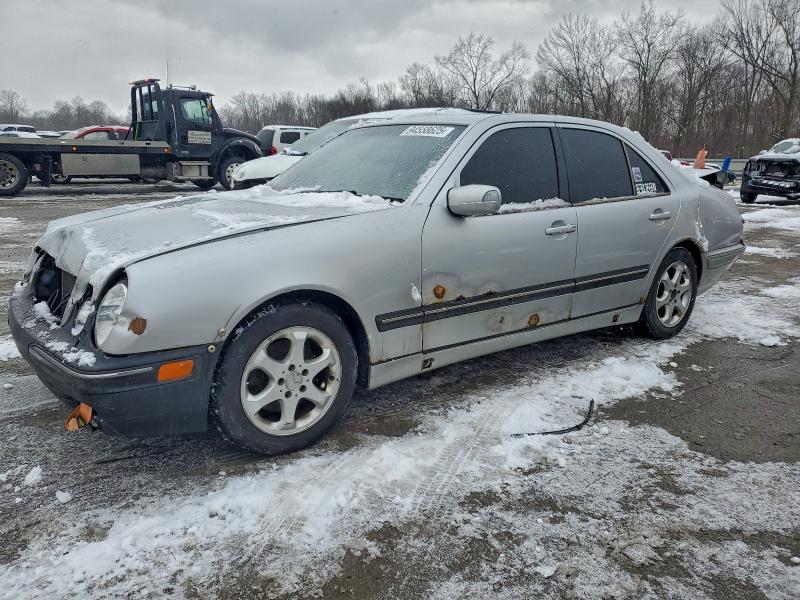 2002 MERCEDES-BENZ E 320 #3310321960