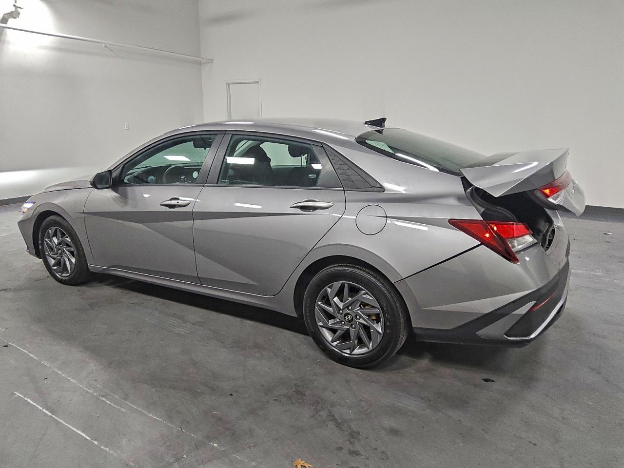 Lot #3315694729 2024 HYUNDAI ELANTRA SE