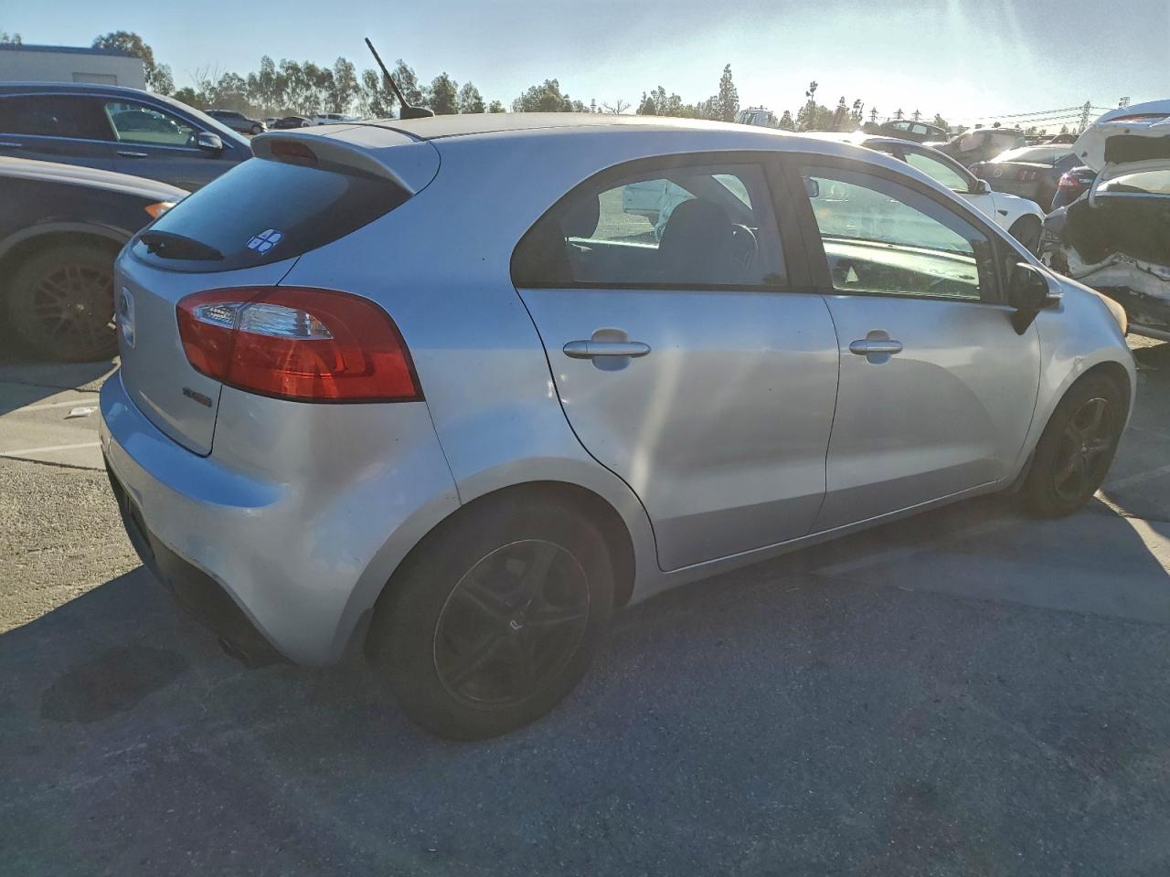 KIA RIO EX
