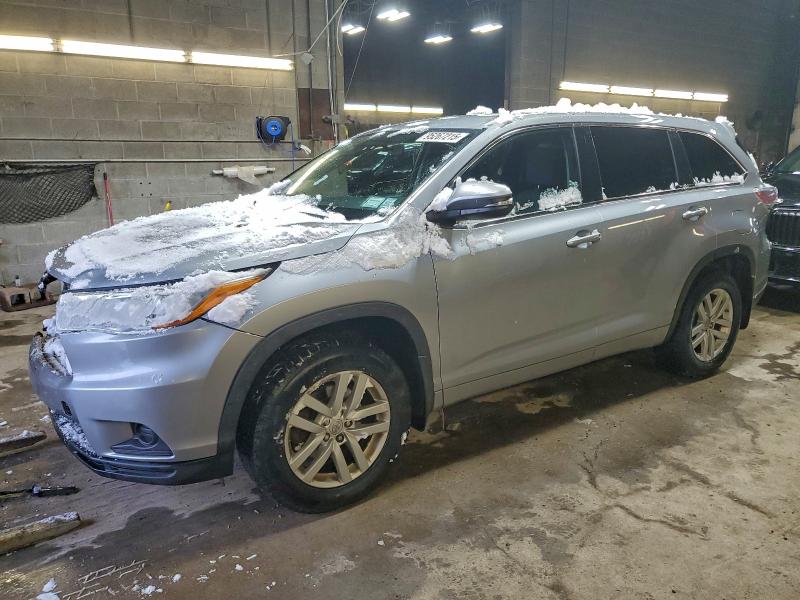2015 TOYOTA HIGHLANDER #3308335089