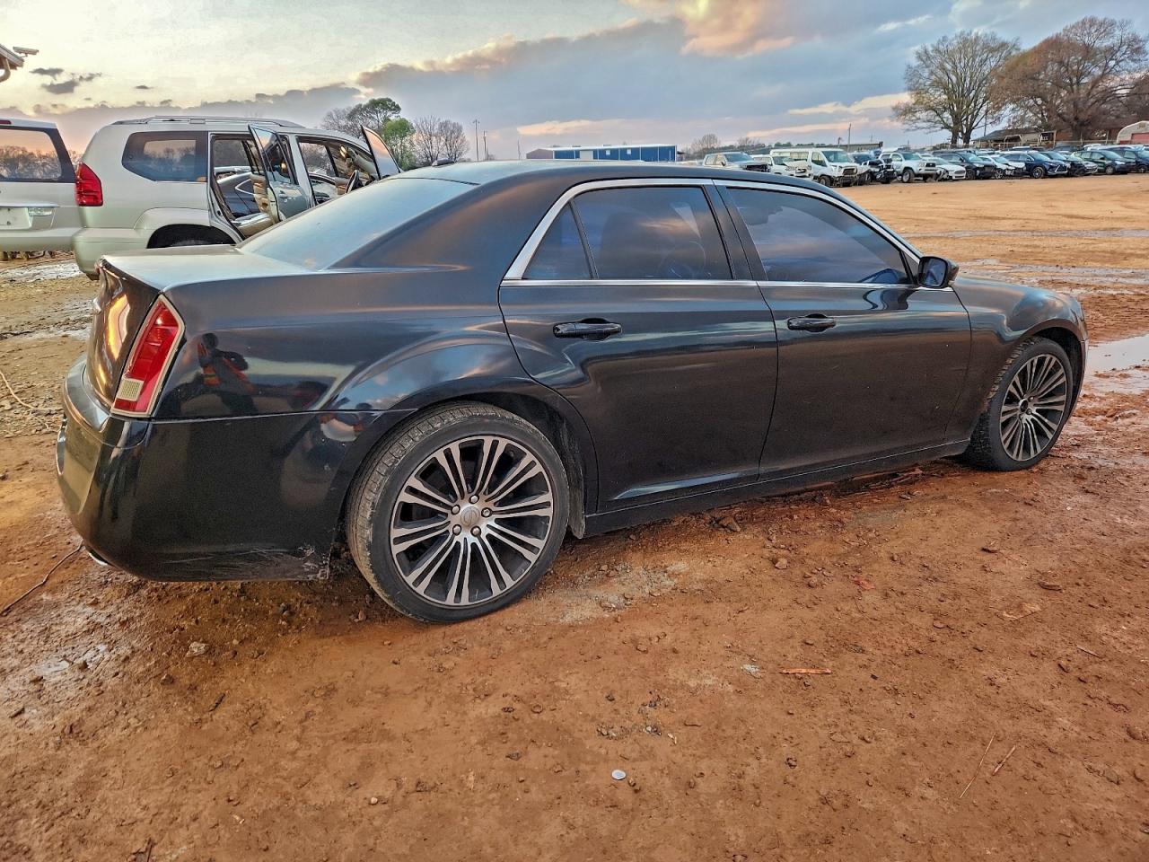 CHRYSLER 300S S