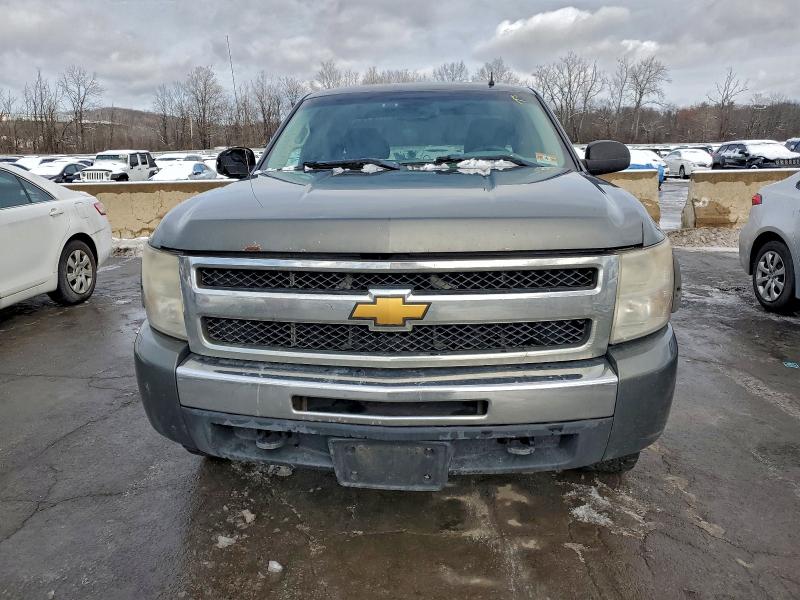 2011 CHEVROLET SILVERADO #3305302317