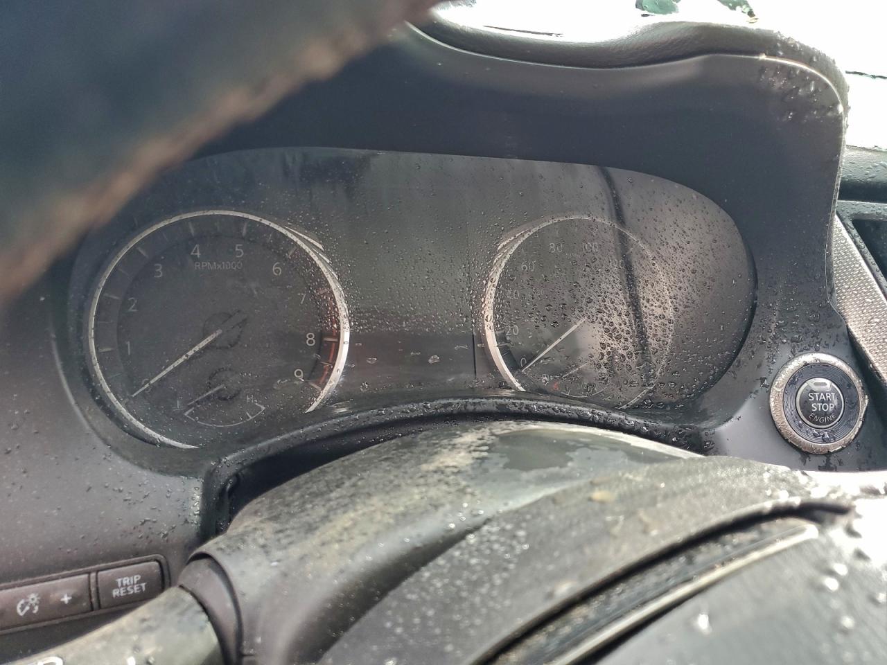 INFINITI Q50 RED SPORT 400