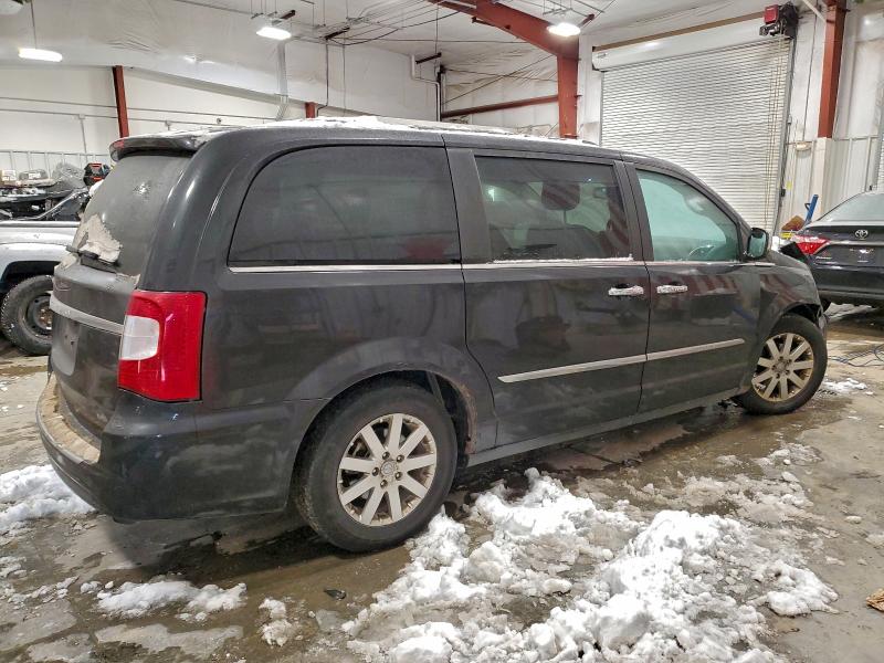 2011 CHRYSLER TOWN & COU #3310597093