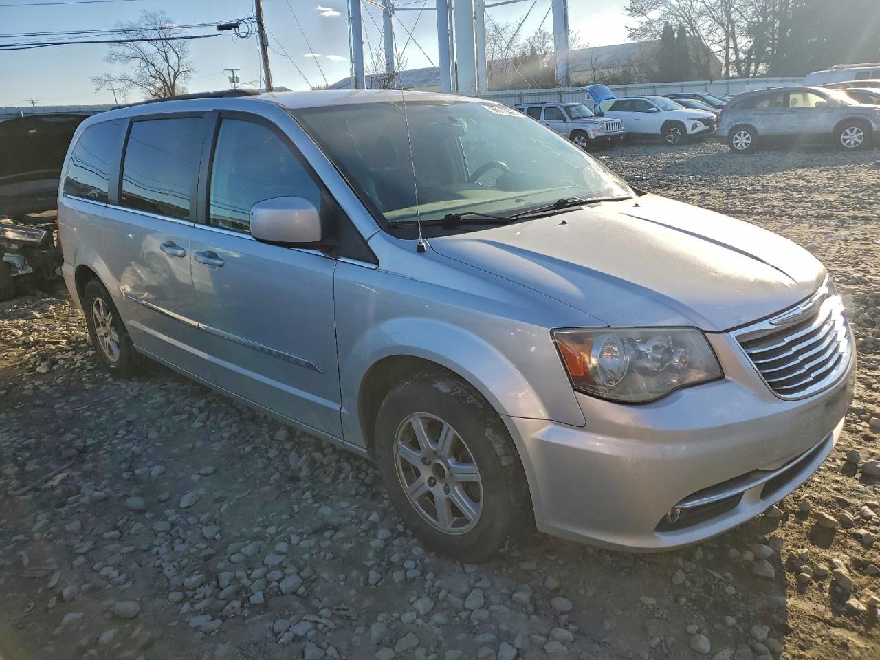 CHRYSLER TOWN & COUNTRY TOURING