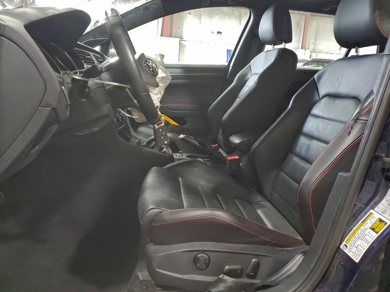 VOLKSWAGEN GOLF GTI S