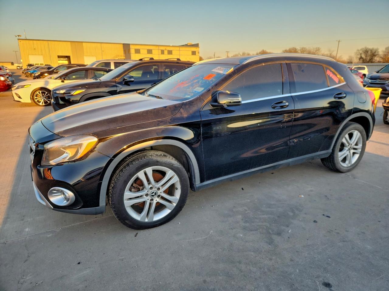 MERCEDES-BENZ GLA-CLASS 250