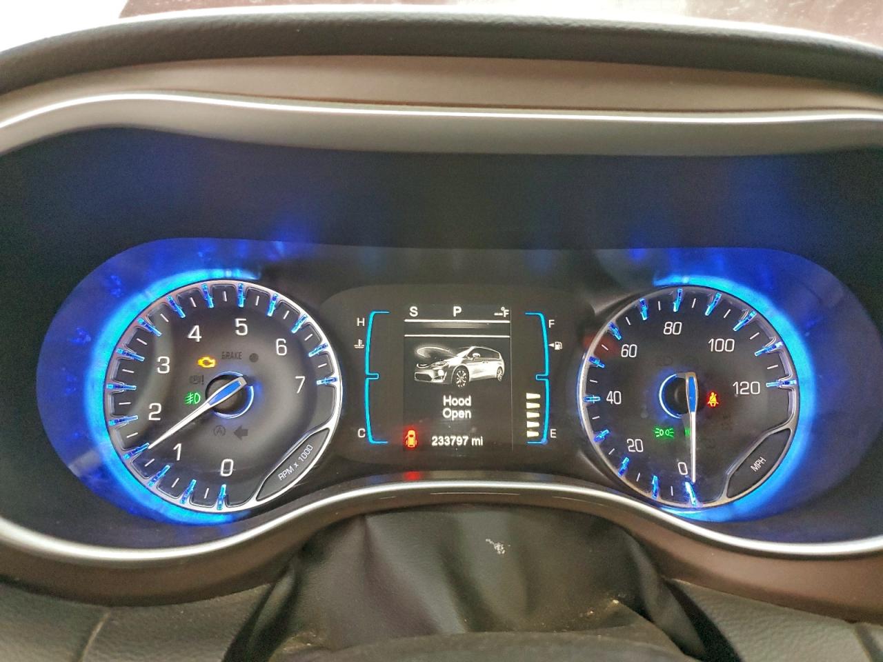 CHRYSLER PACIFICA TOURING L