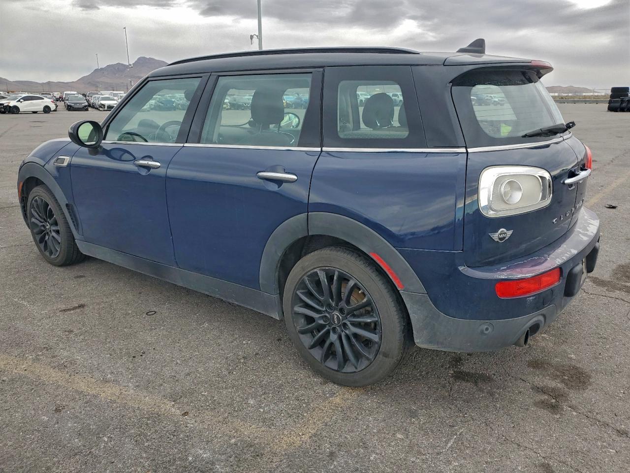 Lot #3318116365 2016 MINI COOPER CLU