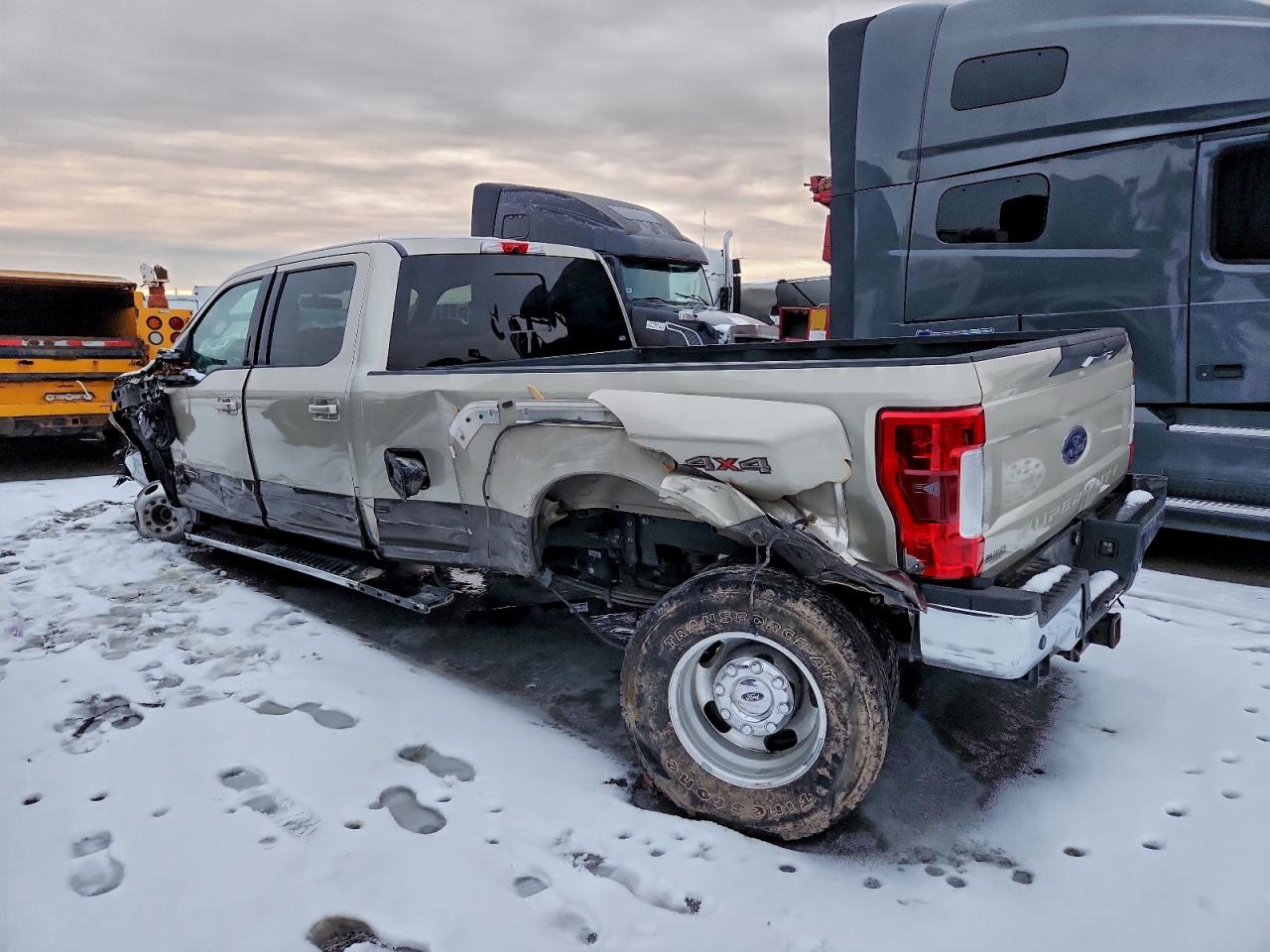 FORD F-350 SUPER DUTY