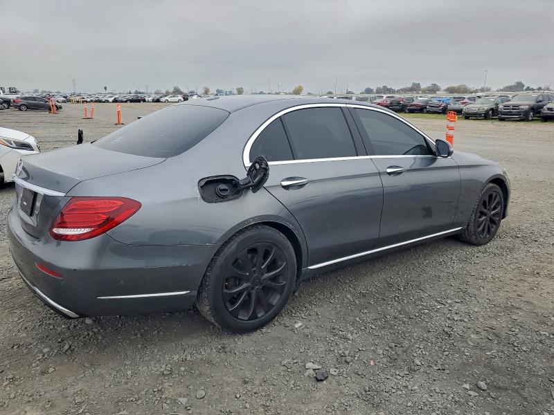 2017 MERCEDES-BENZ E 300 #3315707469