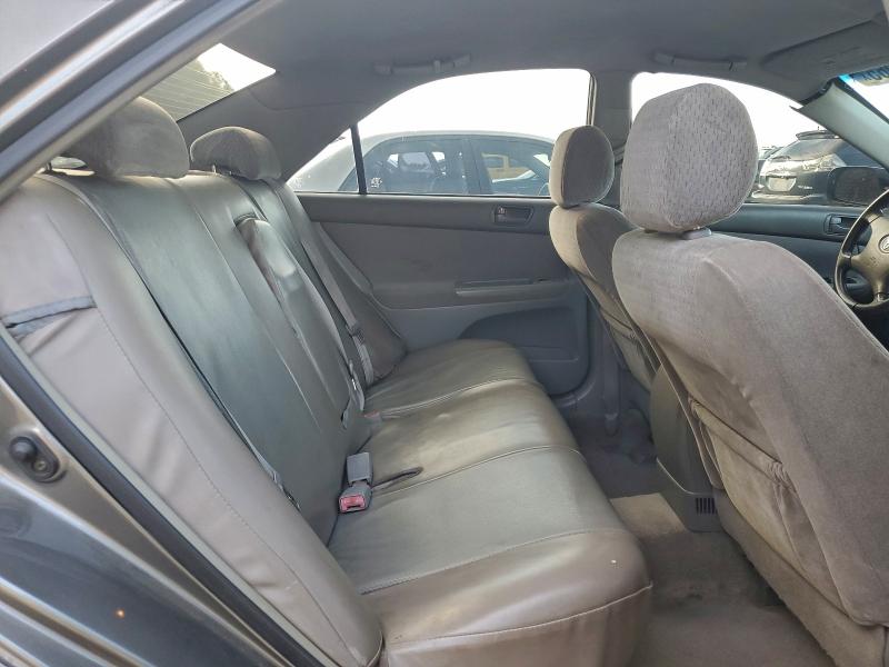 2004 TOYOTA CAMRY LE #3303564927
