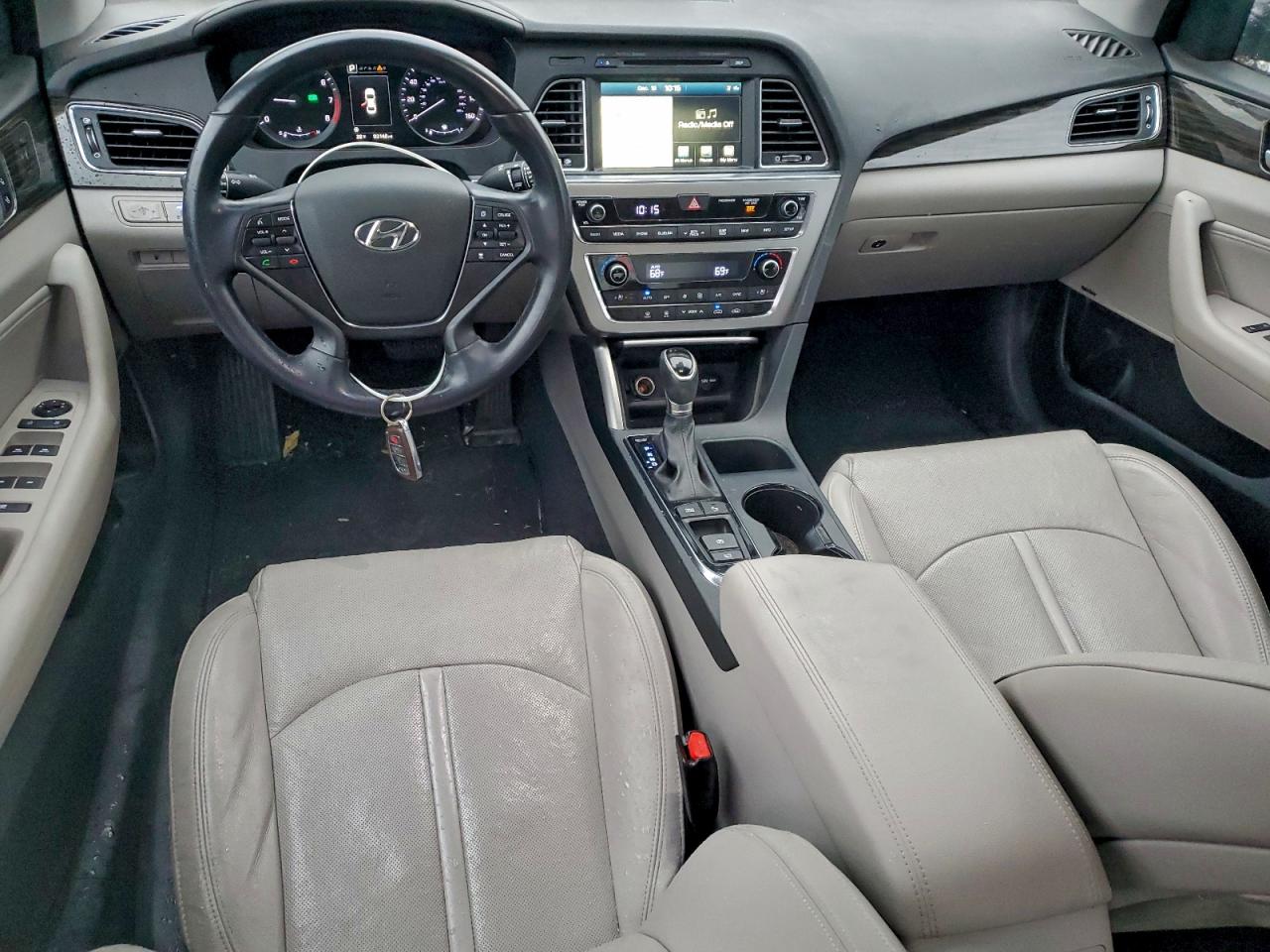 HYUNDAI SONATA SPORT