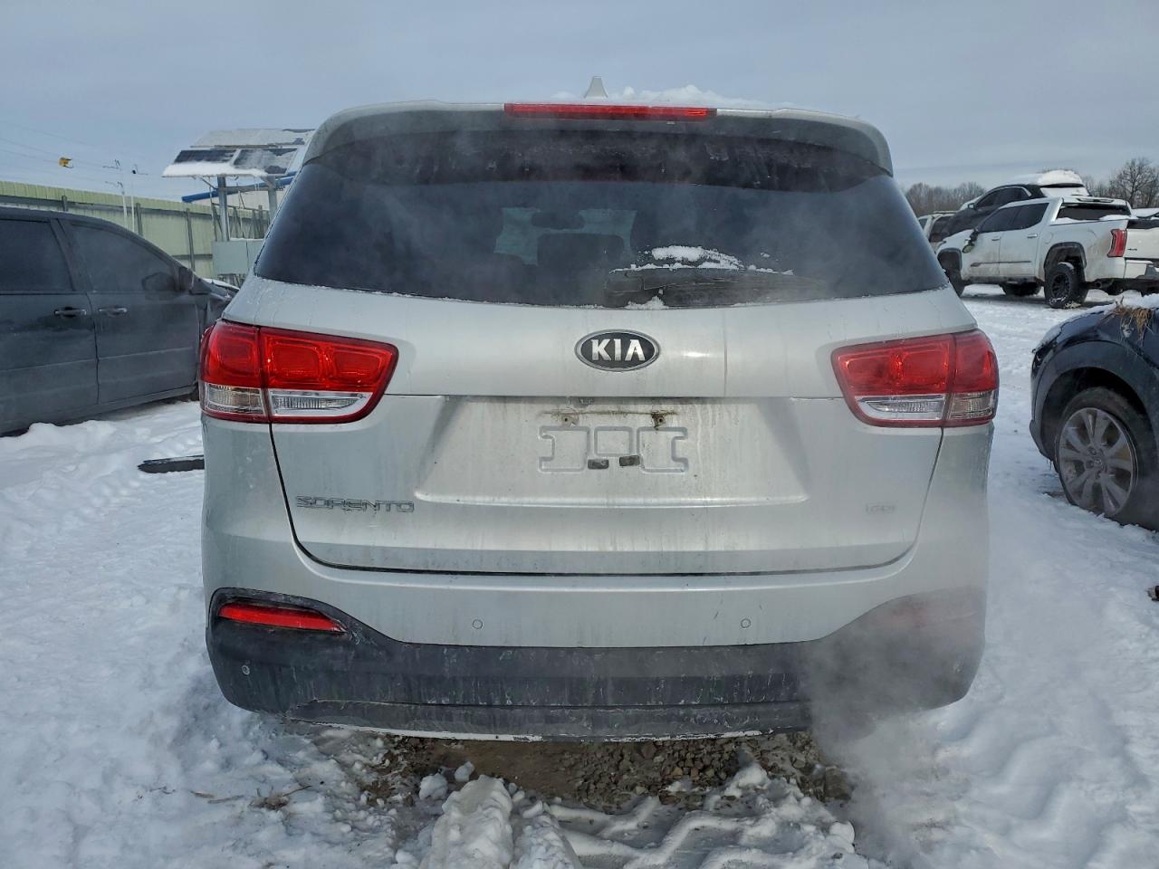 KIA SORENTO LX