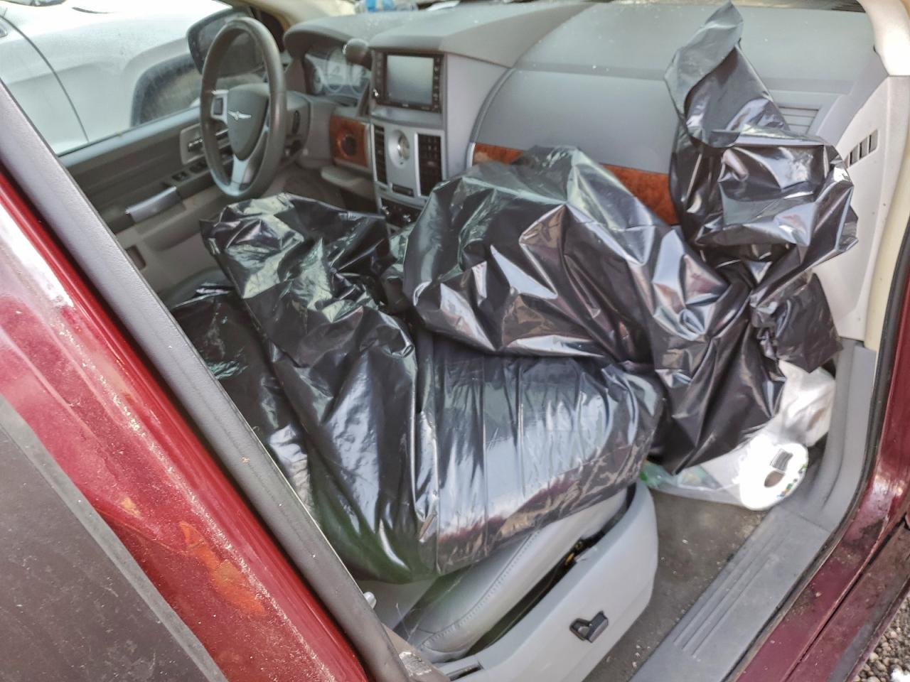 Lot #3317170152 2008 CHRYSLER TOWN & COU