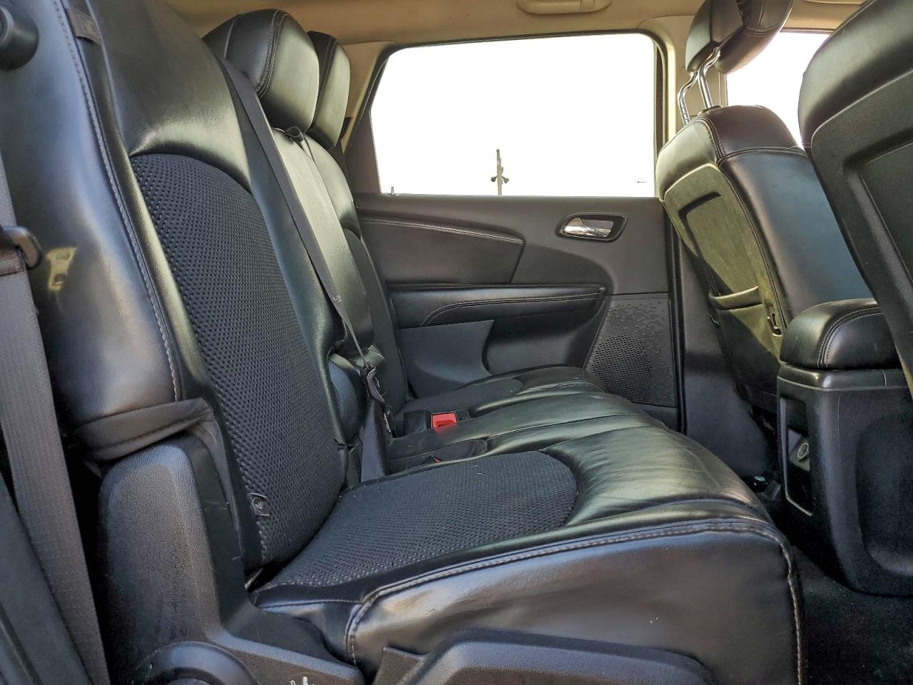 DODGE JOURNEY CROSSROAD