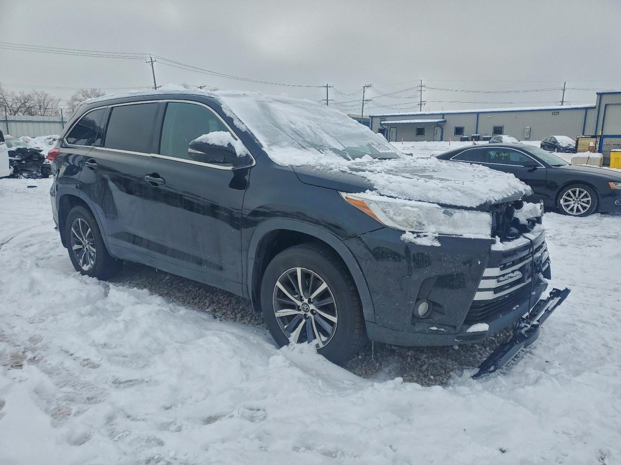 TOYOTA HIGHLANDER SE