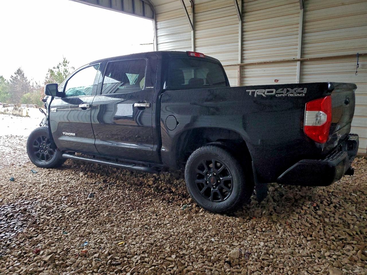 TOYOTA TUNDRA CREWMAX LIMITED