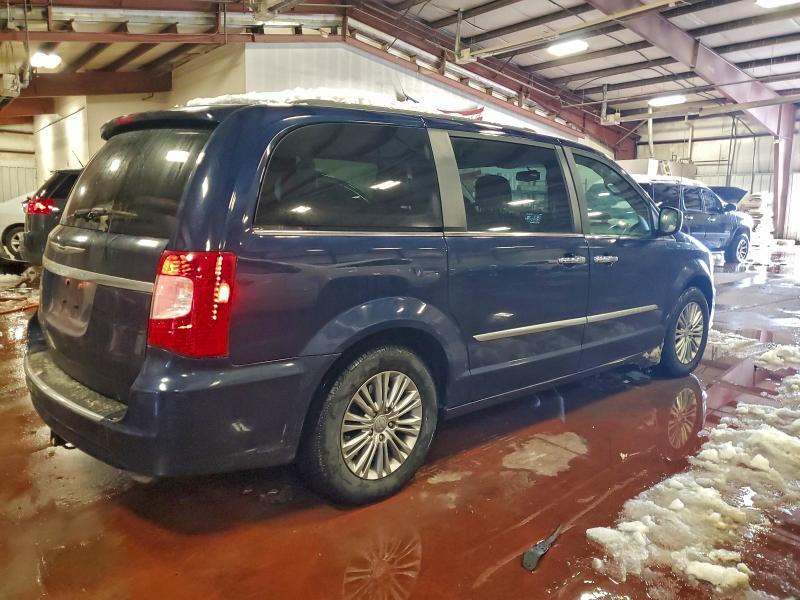 2016 CHRYSLER TOWN & COU #3312328775