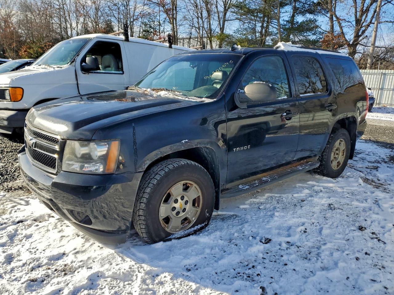 CHEVROLET TAHOE K1500 LT